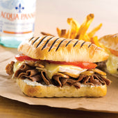 Sysco Classic BEEF PHILLY SIRLOIN FLAT STEAK THINLY SLICED MARINATED 5 OZ 10000050501