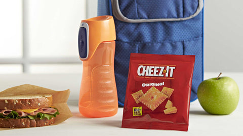 Sunshine Cheez-It Crackers, 1.5oz Single-Serving Snack Pack, 8/Box