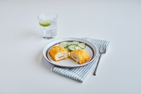 Chicken Stuffed Petite Cordon Royale 4 Oz 021403